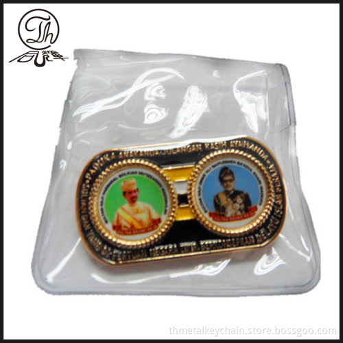 Gold Printed metal pin badge in dubai